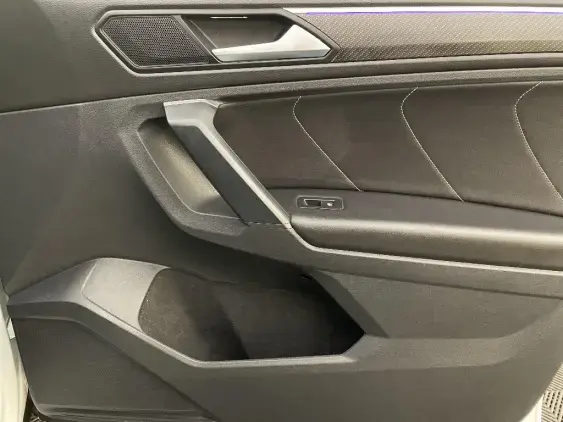 VOLKSWAGEN TIGUAN II - voiture d'occasion - Photo 20