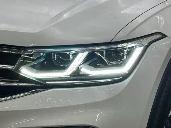 VOLKSWAGEN TIGUAN II - voiture d'occasion - Photo 22