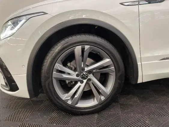 VOLKSWAGEN TIGUAN II - voiture d'occasion - Photo 23
