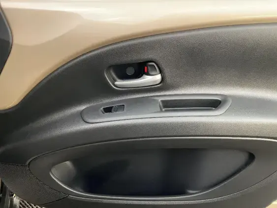 TOYOTA AYGO X - voiture d'occasion - Photo 20