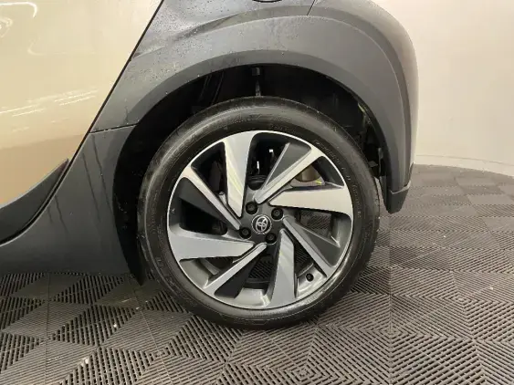 TOYOTA AYGO X - voiture d'occasion - Photo 24