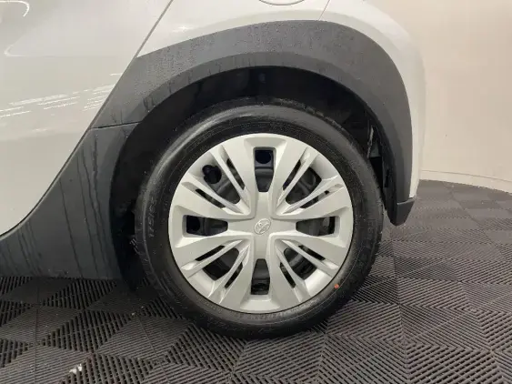 TOYOTA AYGO X - voiture d'occasion - Photo 24