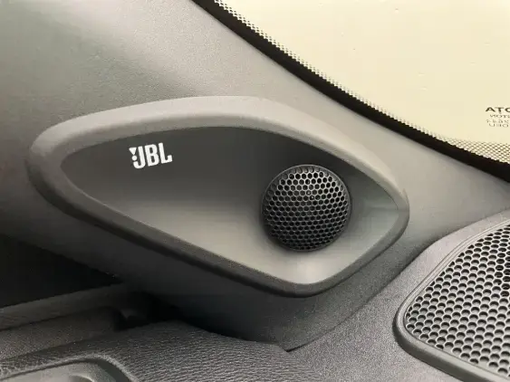 TOYOTA YARIS CROSS I - voiture d'occasion - Photo 17