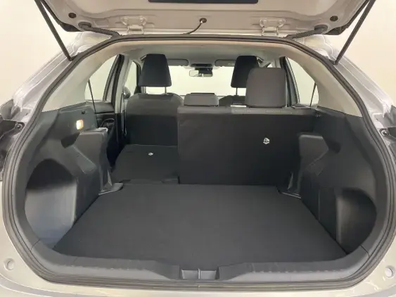 TOYOTA YARIS CROSS I - voiture d'occasion - Photo 16