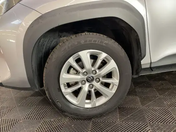 TOYOTA YARIS CROSS I - voiture d'occasion - Photo 23