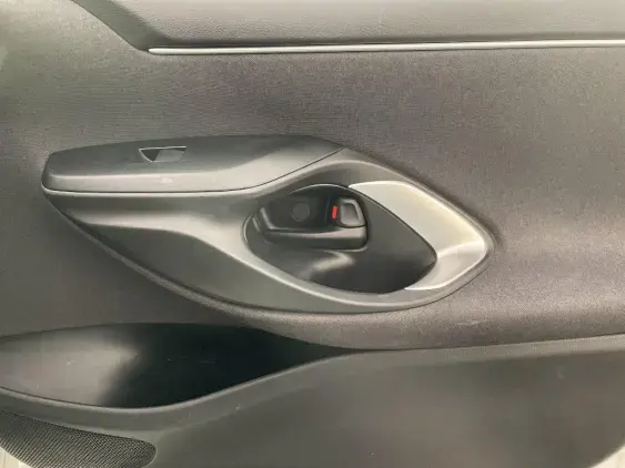 TOYOTA YARIS IV - voiture d'occasion - Photo 20