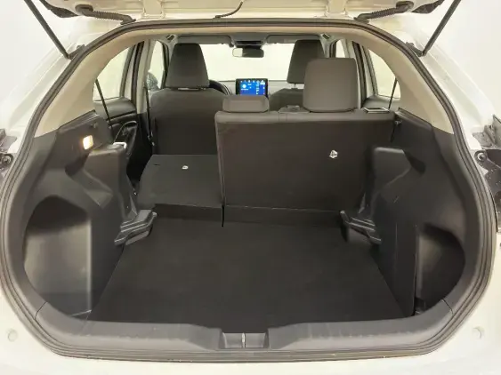 TOYOTA YARIS CROSS I - voiture d'occasion - Photo 16