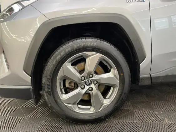 TOYOTA RAV4 V - voiture d'occasion - Photo 23