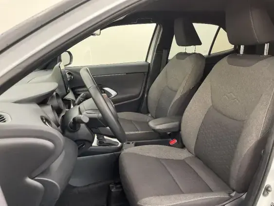 TOYOTA YARIS CROSS I - voiture d'occasion - Photo 18