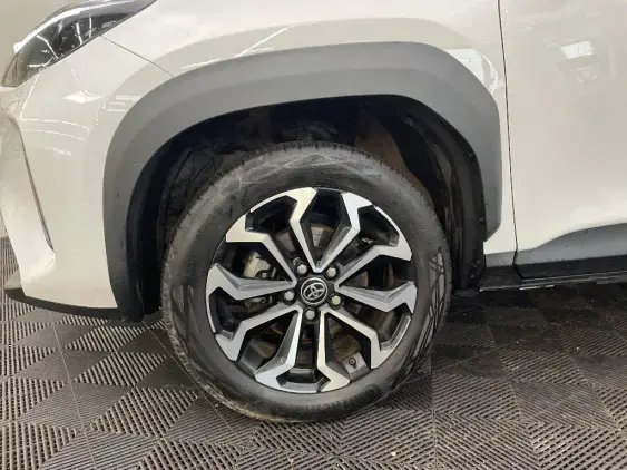 TOYOTA YARIS CROSS I - voiture d'occasion - Photo 23