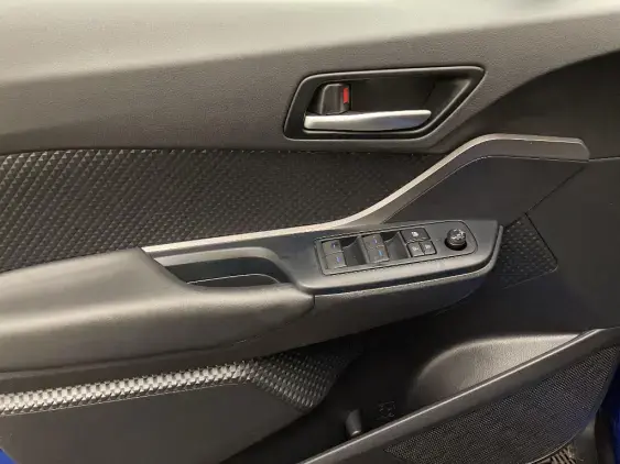 TOYOTA C-HR - voiture d'occasion - Photo 19