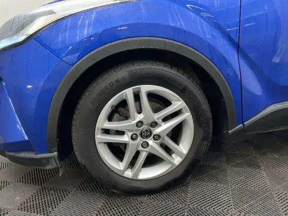 TOYOTA C-HR - voiture d'occasion - Photo 23