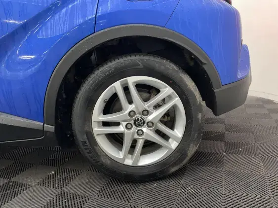 TOYOTA C-HR - voiture d'occasion - Photo 24