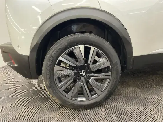 PEUGEOT 2008 II - voiture d'occasion - Photo 25