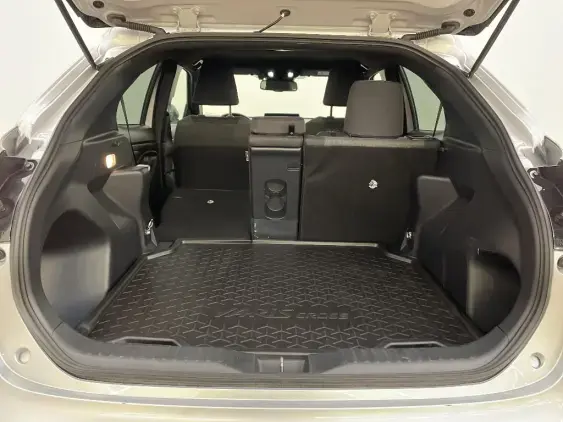 TOYOTA YARIS CROSS I - voiture d'occasion - Photo 16