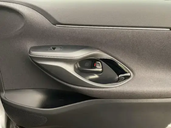 TOYOTA YARIS CROSS I - voiture d'occasion - Photo 20