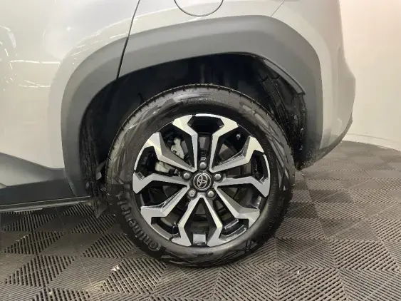 TOYOTA YARIS CROSS I - voiture d'occasion - Photo 24