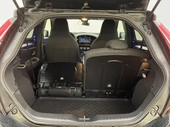 TOYOTA AYGO X - voiture d'occasion - Photo 16