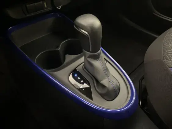 TOYOTA AYGO X - voiture d'occasion - Photo 17