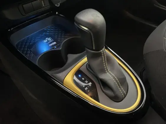 TOYOTA AYGO X - voiture d'occasion - Photo 17