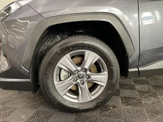 TOYOTA RAV4 V - voiture d'occasion - Photo 23