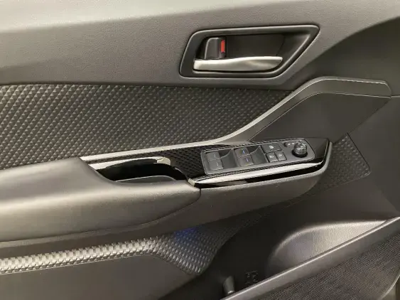 TOYOTA C-HR - voiture d'occasion - Photo 19