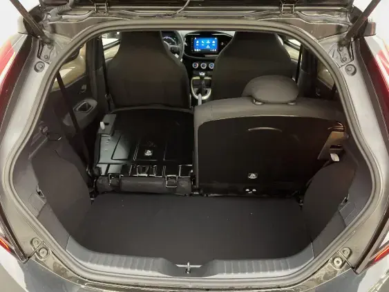 TOYOTA AYGO X - voiture d'occasion - Photo 16