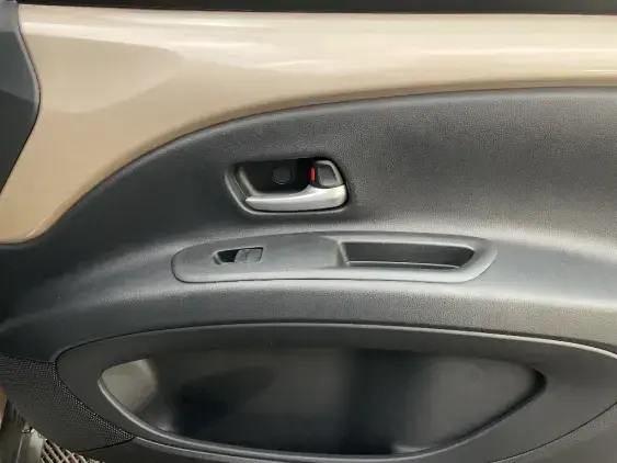 TOYOTA AYGO X - voiture d'occasion - Photo 20