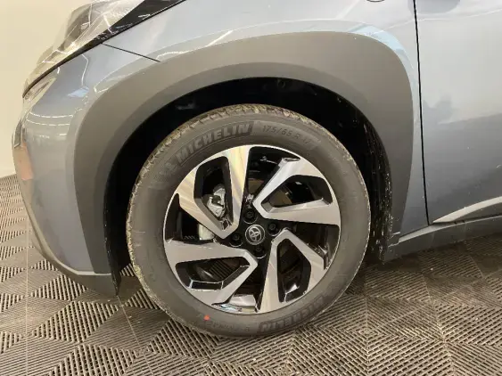TOYOTA AYGO X - voiture d'occasion - Photo 23