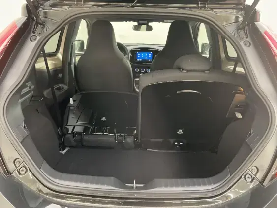 TOYOTA AYGO X - voiture d'occasion - Photo 16