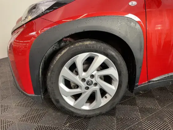 TOYOTA AYGO X - voiture d'occasion - Photo 23