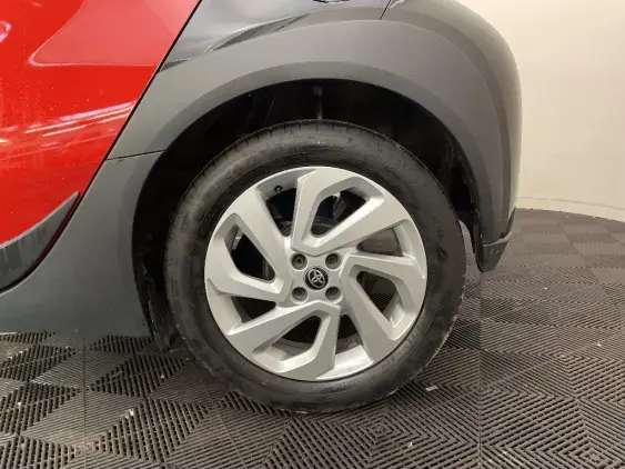 TOYOTA AYGO X - voiture d'occasion - Photo 24