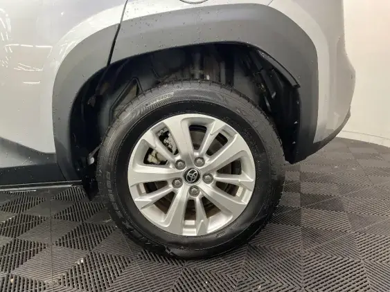 TOYOTA YARIS CROSS I - voiture d'occasion - Photo 24