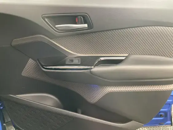 TOYOTA C-HR - voiture d'occasion - Photo 20