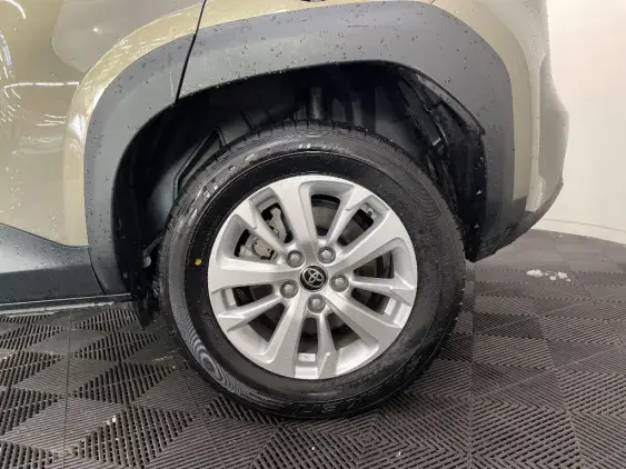 TOYOTA YARIS CROSS I - voiture d'occasion - Photo 24