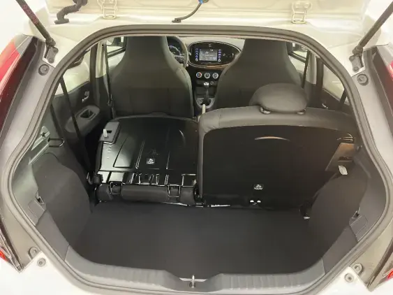 TOYOTA AYGO X - voiture d'occasion - Photo 16