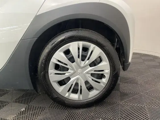 TOYOTA AYGO X - voiture d'occasion - Photo 24