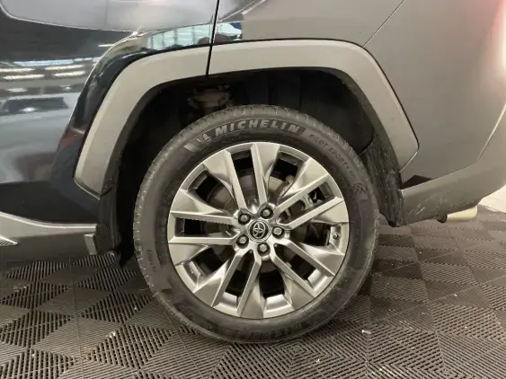 TOYOTA RAV4 V - voiture d'occasion - Photo 24