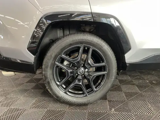 TOYOTA RAV4 V - voiture d'occasion - Photo 25