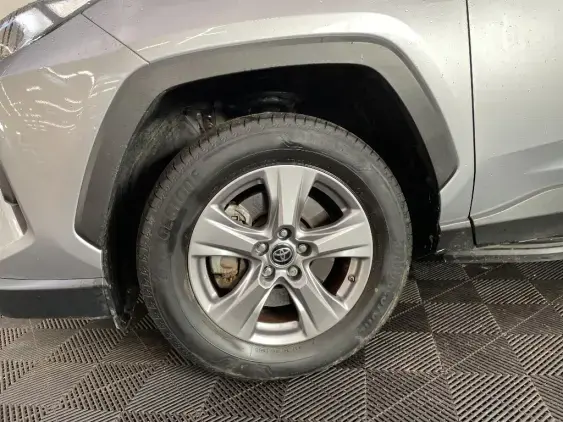 TOYOTA RAV4 V - voiture d'occasion - Photo 23