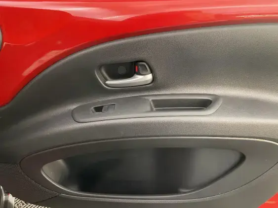 TOYOTA AYGO X - voiture d'occasion - Photo 20