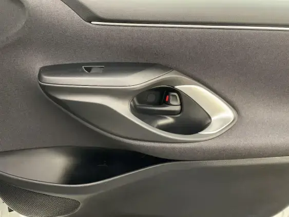 TOYOTA YARIS IV - voiture d'occasion - Photo 20