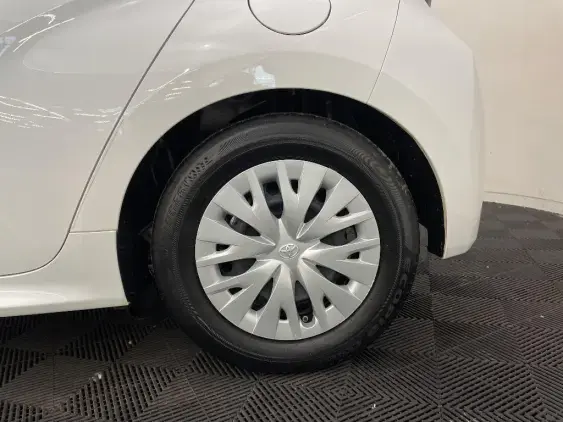 TOYOTA YARIS IV - voiture d'occasion - Photo 24