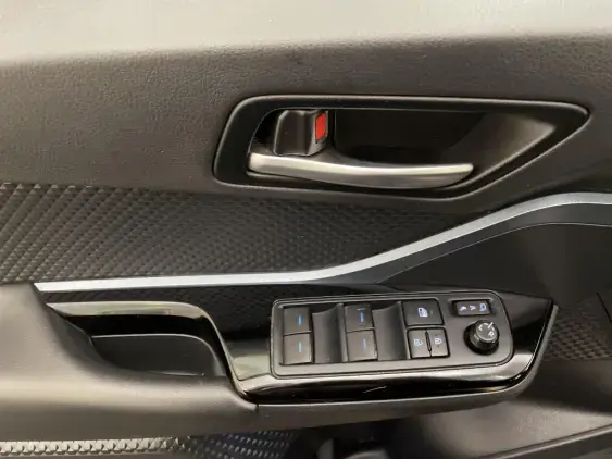 TOYOTA C-HR - voiture d'occasion - Photo 17