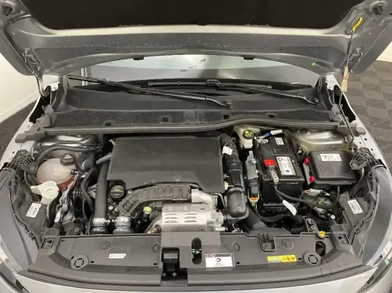 PEUGEOT 208 BUSINESS R II - voiture d'occasion - Photo 21