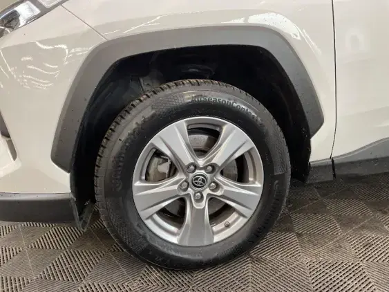 TOYOTA RAV4 V - voiture d'occasion - Photo 23