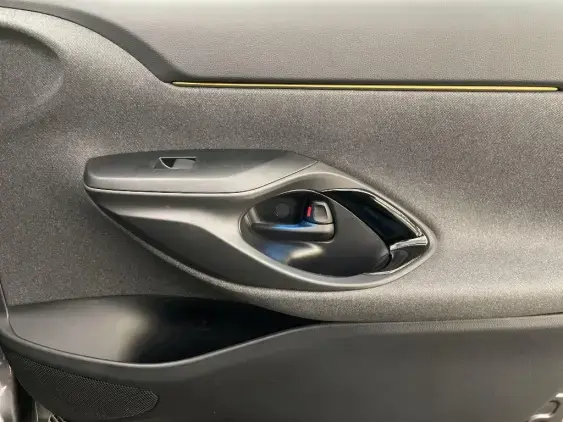 TOYOTA YARIS CROSS I - voiture d'occasion - Photo 20