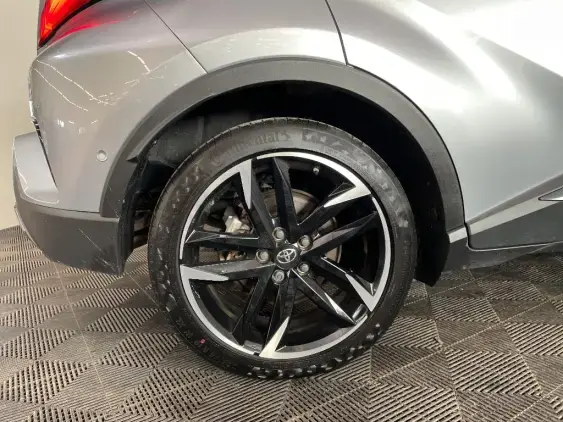 TOYOTA C-HR - voiture d'occasion - Photo 25