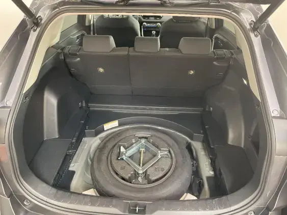 TOYOTA RAV4 V - voiture d'occasion - Photo 17