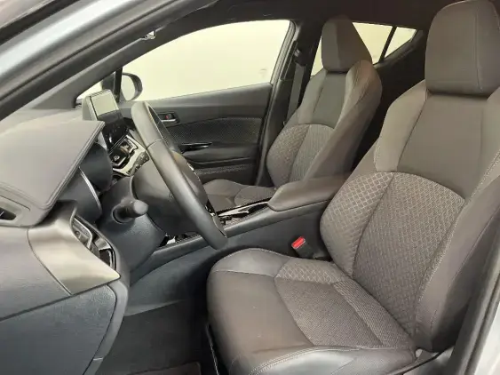 TOYOTA C-HR - voiture d'occasion - Photo 18